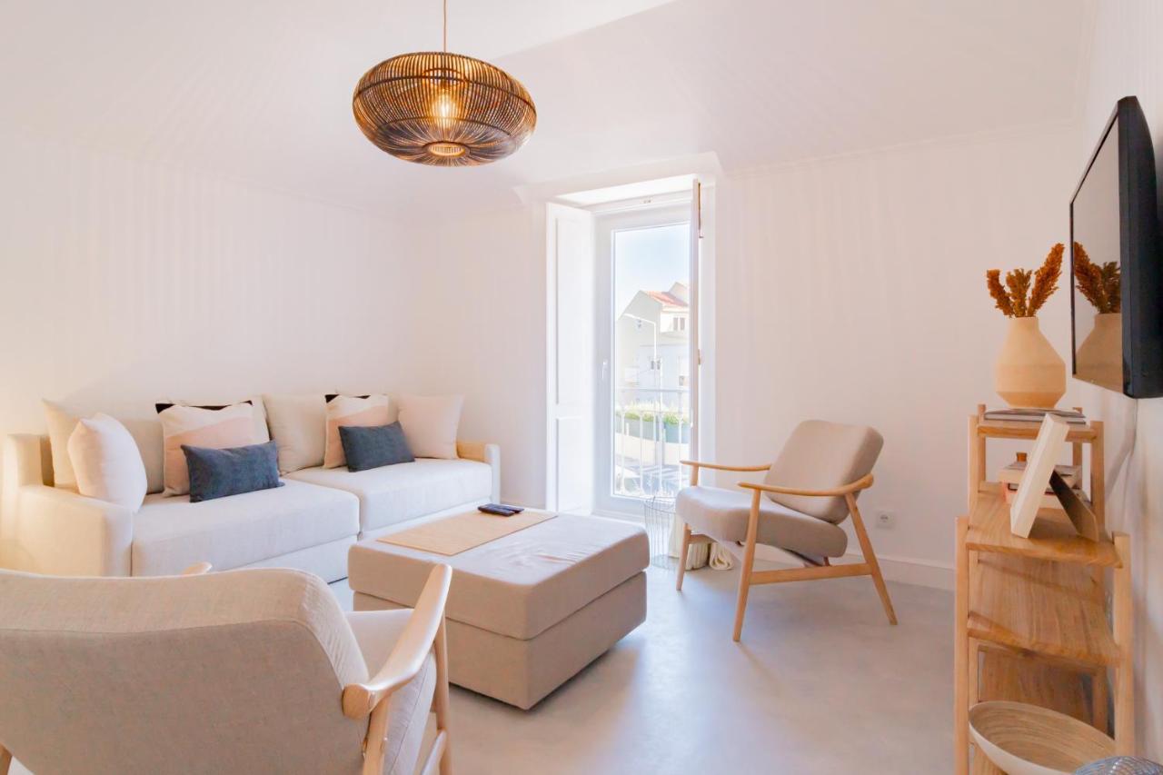 Chalet Maria Da Assuncao By Lovelystay Estoril Exterior photo
