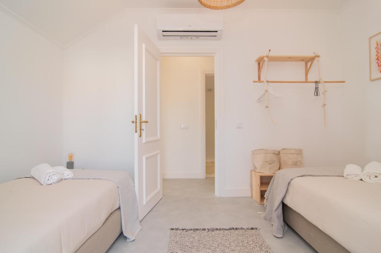 Chalet Maria Da Assuncao By Lovelystay Estoril Exterior photo